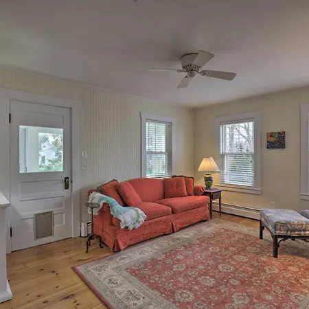 Kennebunk Cottage With Yard Less Than 1 Mi To Beach! Exterior photo