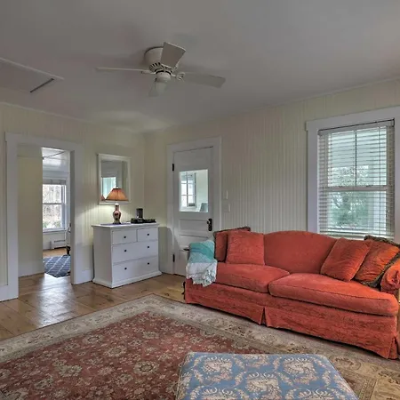 Kennebunk Cottage With Yard Less Than 1 Mi To Beach! Exterior photo
