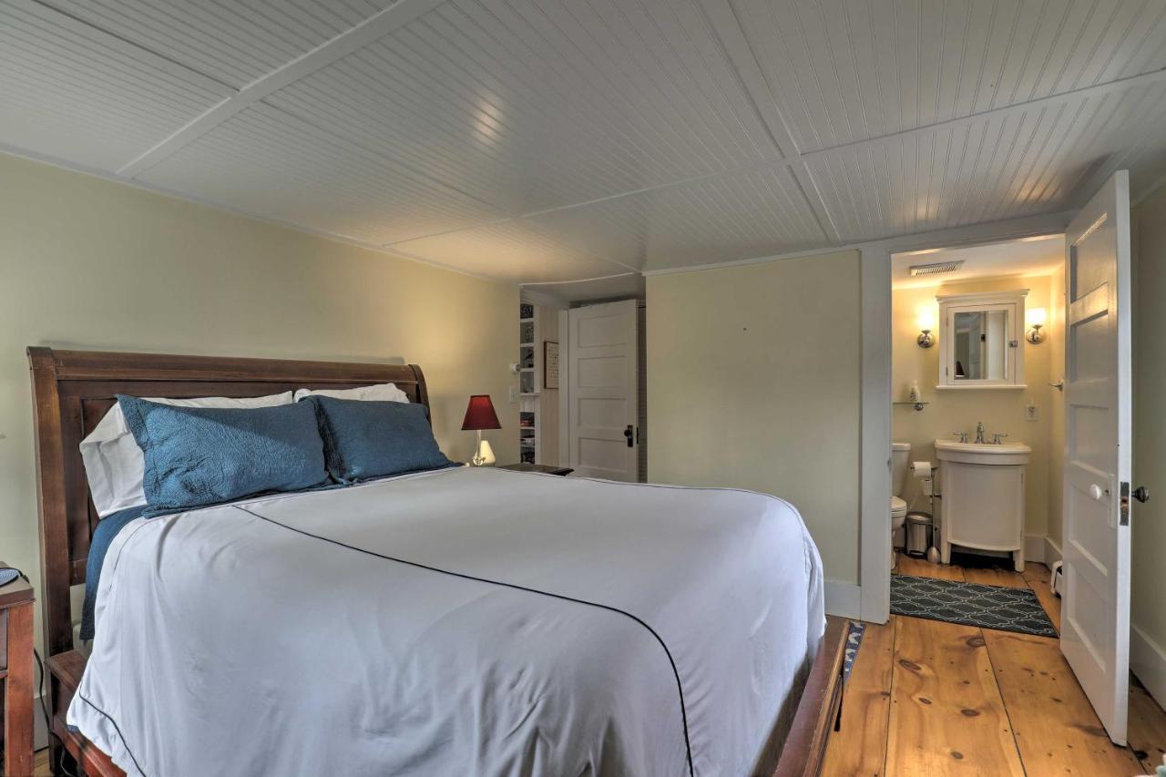 With Yard Less Than 1 Mi To Beach! Holiday home *